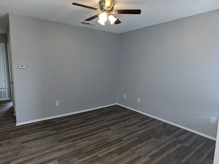 3303 Vintage Hills Cv #C — Photo 12