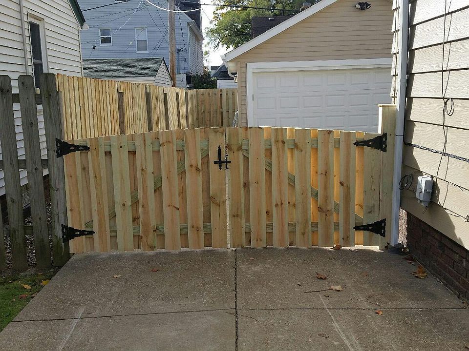1st image of 14605 Caldwell Ave