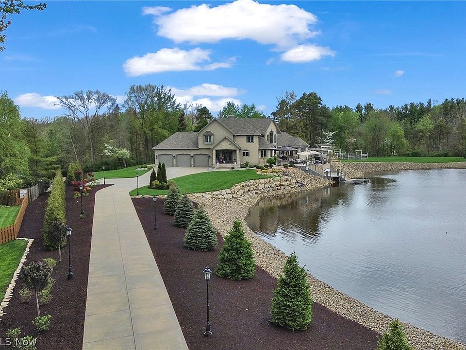 1st image of 2900 Whispering Pines Dr