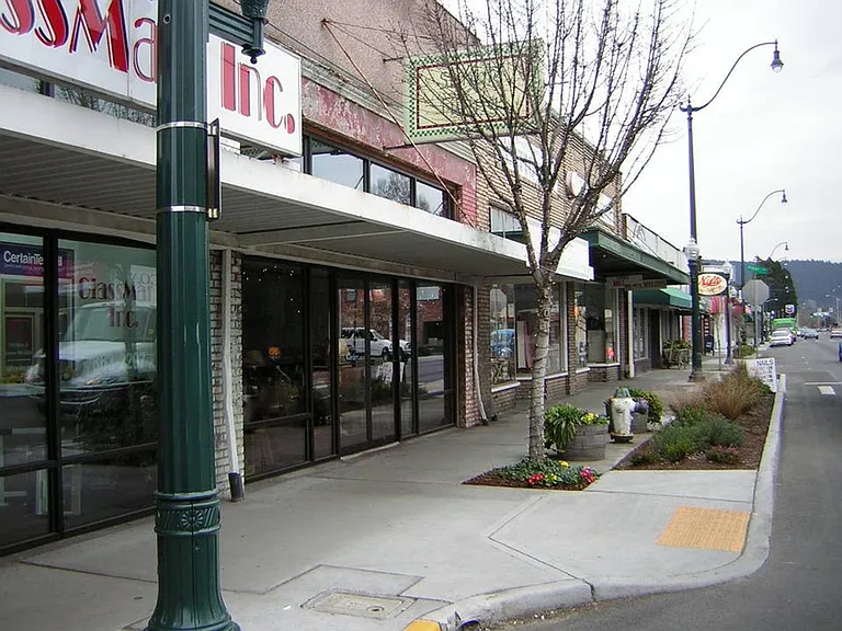 Maple Apartments — Photo 72