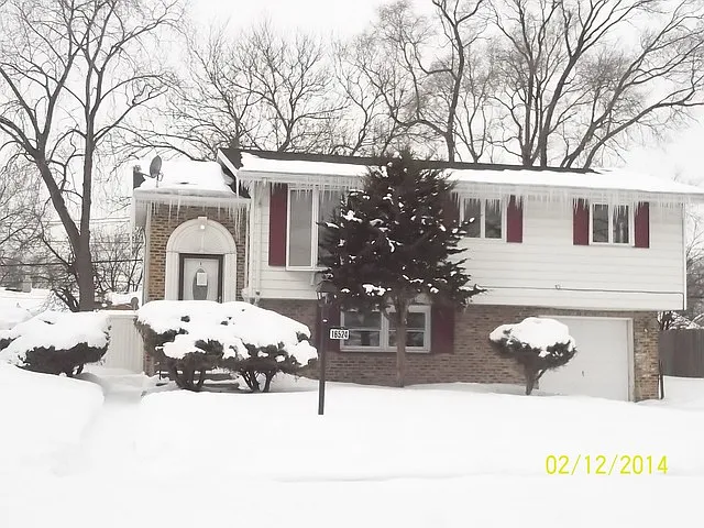 16524 Brenden Ln photo 1