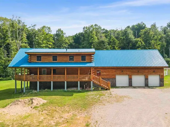 750 E Lakeview Rd, Levering, MI 49755