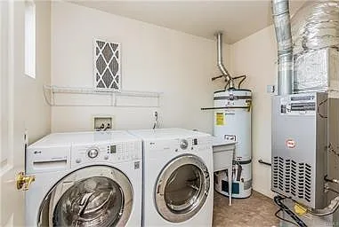 6601 Woodley Ave #6 — Photo 9