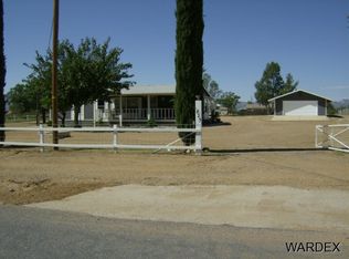 625 S San Pedro Rd, Golden Valley, AZ 86413