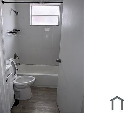 1st image of 1029 SW 5th St APT 12