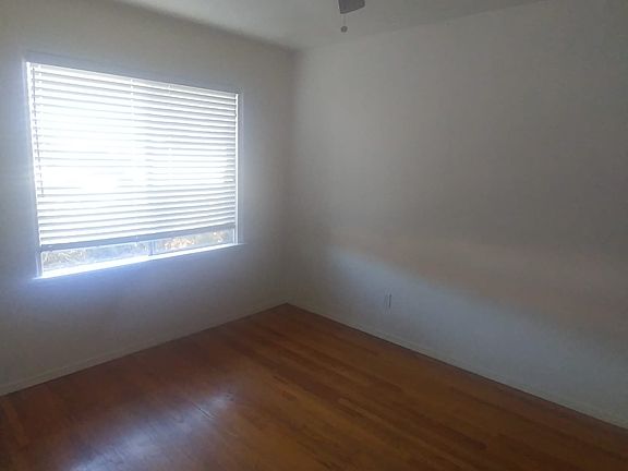 4th image of 3063 Broadway #3063