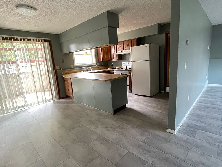 1326-1328 Babcock Blvd — Photo 16