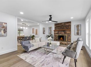 4 Rosedale Ln, Bella Vista, AR 72715