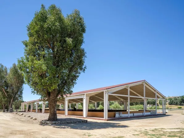39105 Avenida La Cresta, Murrieta, CA 92562