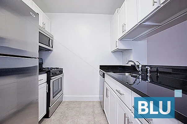 Rented by BLU Real Estate | media 55
