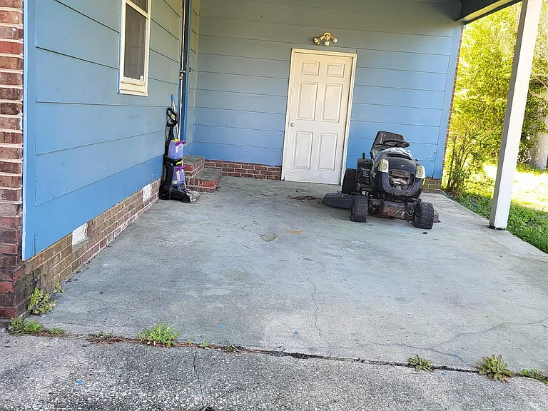 6811 Radial Dr — Photo 21