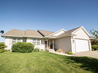 2602 Troy Ave, Spirit Lake, IA 51360