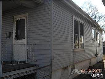 2nd image of 4542 Thrush Ave
