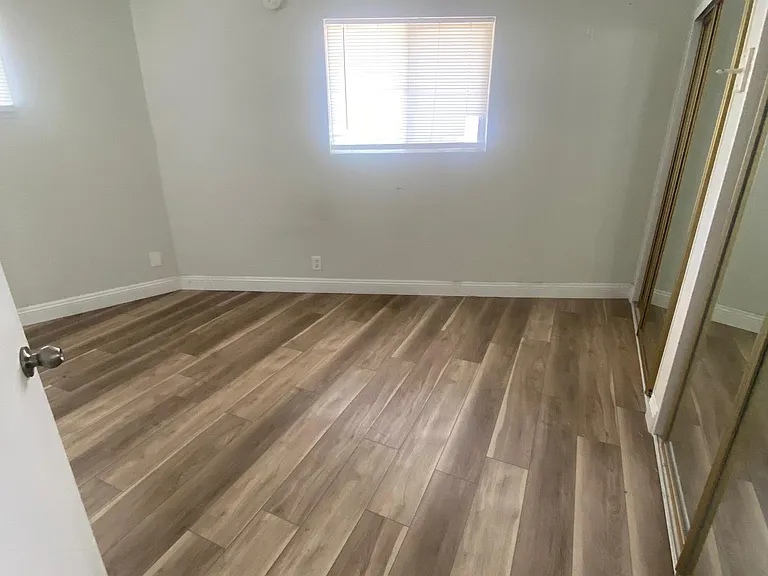 1501 S Farragut St — Photo 7