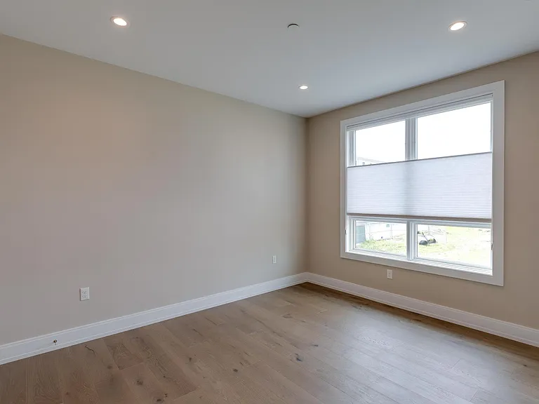 7 Baker Ct #2 — Photo 8