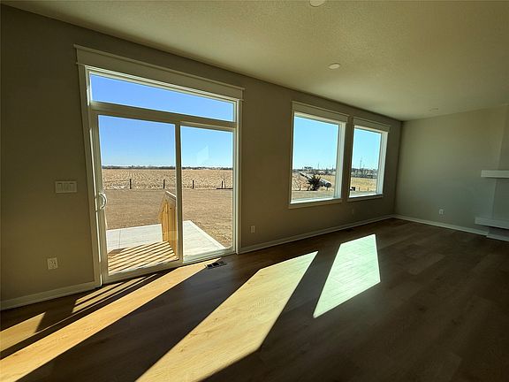 4th image of 1611 Stuart Rd