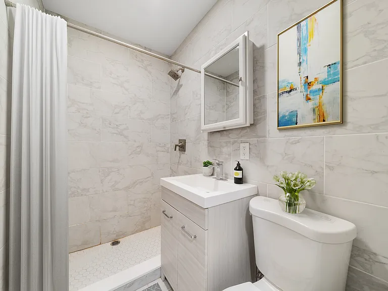 243 W 54th St #1CE — Photo 6