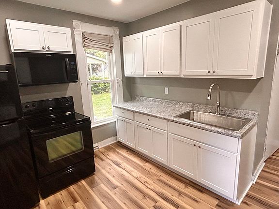 3rd image of 307 E Broad St