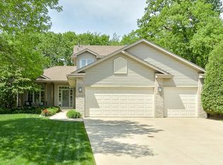 2086 Chester St, Shakopee, MN 55379
