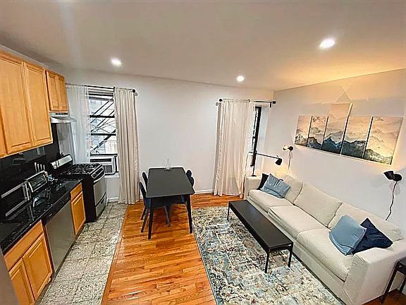 5th image of 256 W 108th St APT 3e