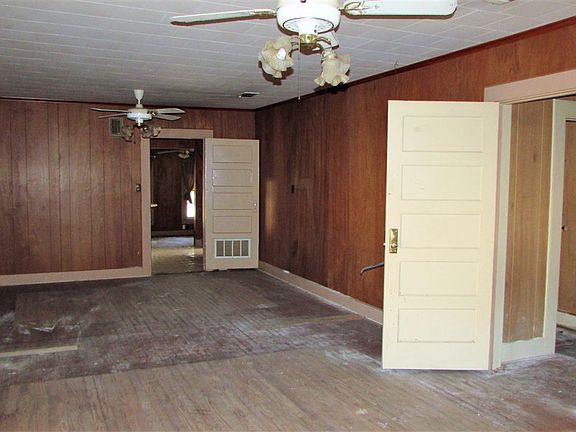 4th image of 519 Louisiana St