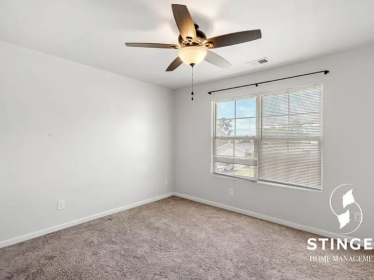 21 Chestnut St — Photo 23