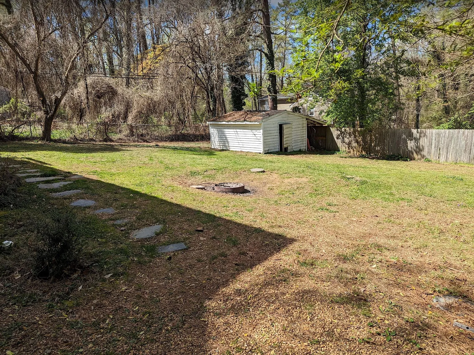 2 bed, $1,400 — Photo 3