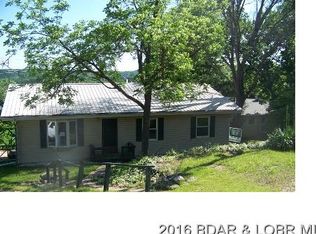 1746 Thunder Mountain Rd, Camdenton, MO 65020