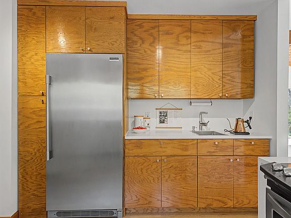 24th image of this home