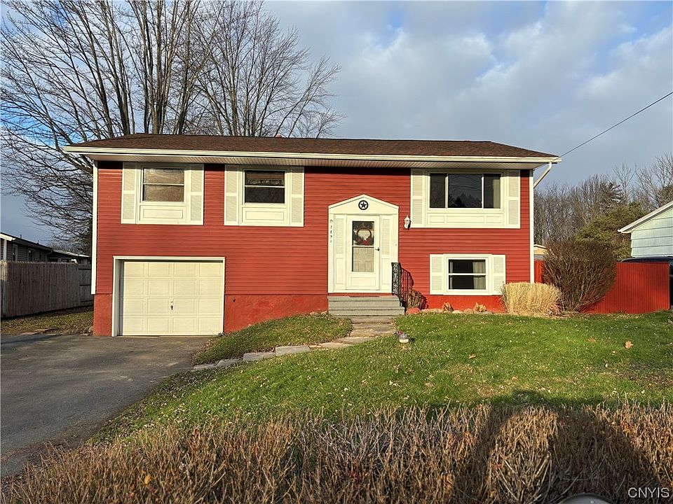 7891 Walnut Pl, Liverpool, NY 13090 Zillow