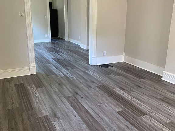 4th image of 2038-2040 Wayne Ave