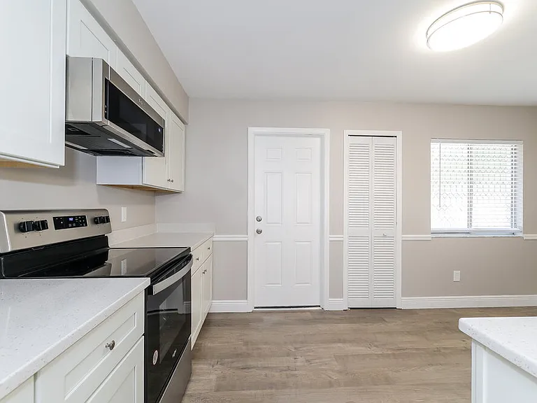 7064 Harbor Point Blvd — Photo 7