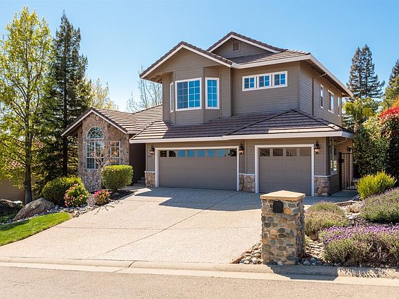 4th image of 694 Montridge Way
