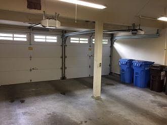 5th image of 102 Pine Pl #3