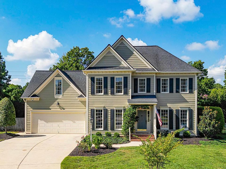 1st image of 105 Silk Leaf Ct