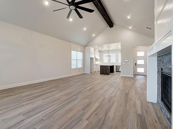 4th image of 15309 Jasper Ln