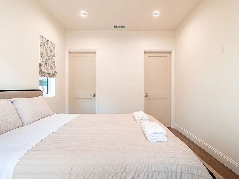613 W Olive Ave #1 — Photo 34