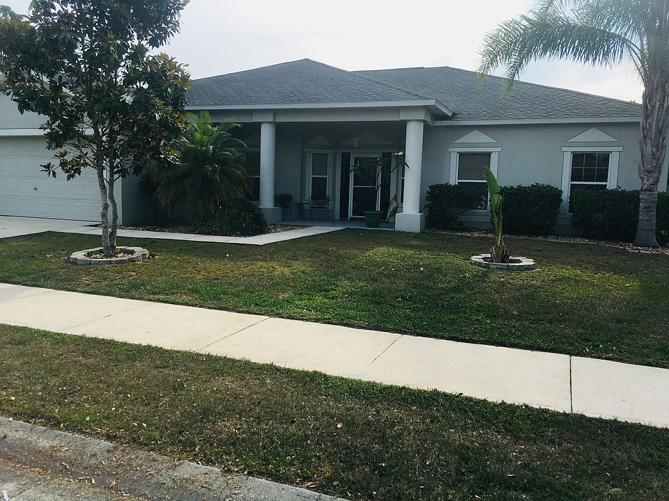 2nd image of 5673 Yaupon Holly Dr