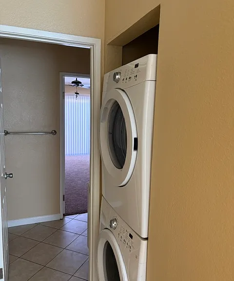 1328 Vista Serena Ave — Photo 5