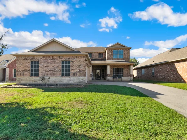 107 Ashlyn Ct, Whitesboro, TX 76273