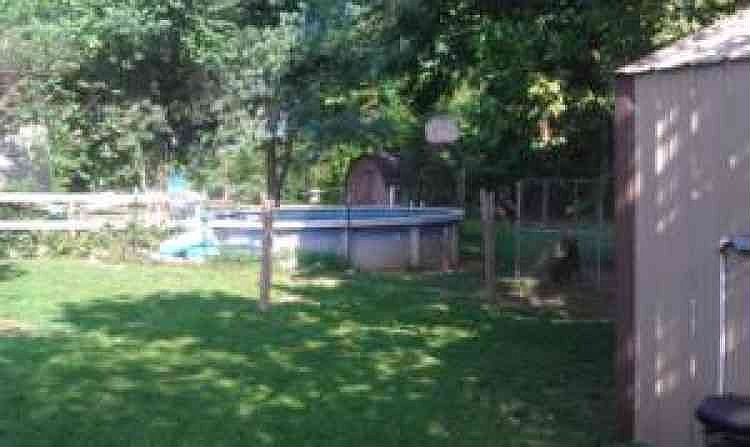 2nd image of 233 E Clara St