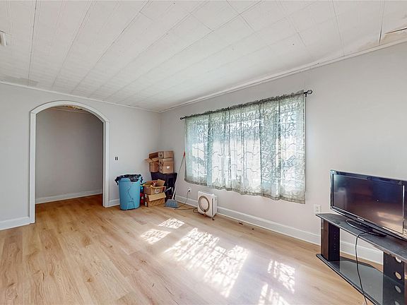 4th image of 1 Orchard Street