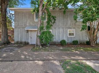 2313B River Oaks Blvd, Jackson, MS 39211