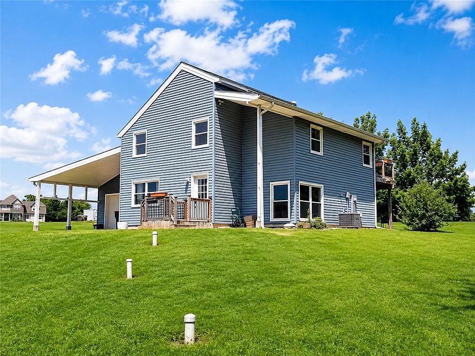 1st image of 403 N Devasher Rd