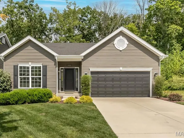 922 Boulder Crest Ct, Eureka, MO 63025