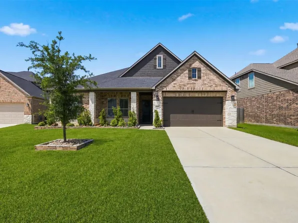 209 Bright Bluff Cir, Waller, TX 77484