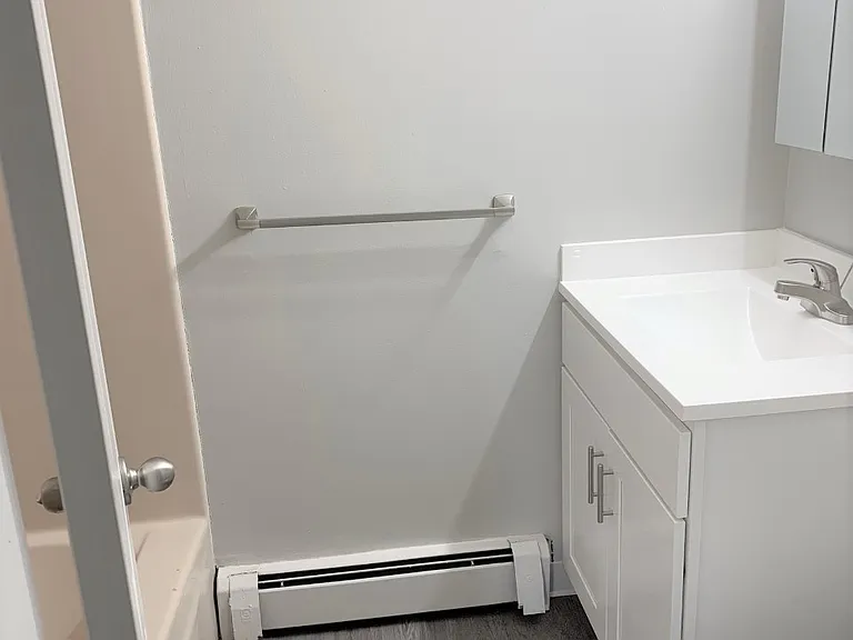 Yarmouth Pointe Apartment Homes — Photo 76