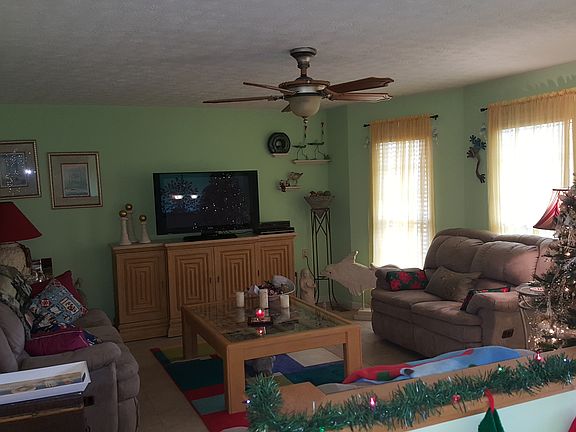 2nd image of 141 Madeline Ln