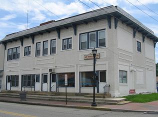 20 W High St, Glassboro, NJ 08028