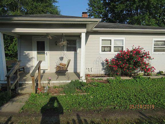 2nd image of 1865 E County Road 25 N